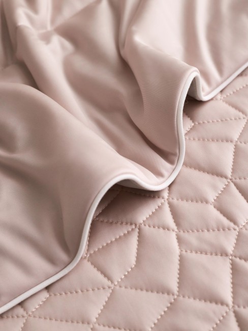 Одеяло Mency Tencel с наматрасником с наволочками ODMNAMT03 Одеяло Mency Tencel с наматрасником с наволочками ODMNAMT03