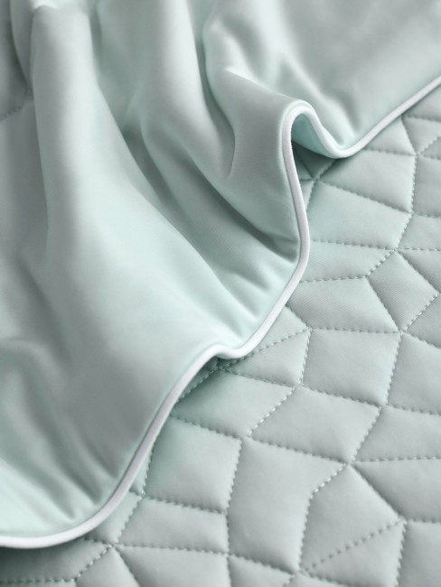 Одеяло Mency Tencel с наматрасником с наволочками ODMNAMT04