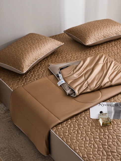 Одеяло Mency Tencel с наматрасником с наволочками ODMNAMT06 Одеяло Mency Tencel с наматрасником с наволочками ODMNAMT06