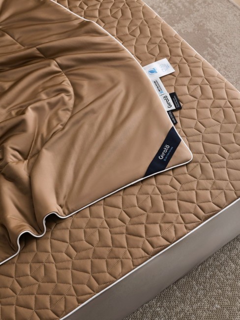 Одеяло Mency Tencel с наматрасником с наволочками ODMNAMT06 Одеяло Mency Tencel с наматрасником с наволочками ODMNAMT06