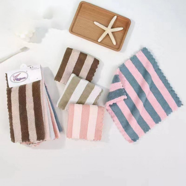 Салфетки 25х25 см. 5 шт в упаковке 003-82