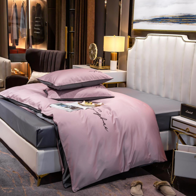 КПБ Mency однотонный с вышивкой MENO017