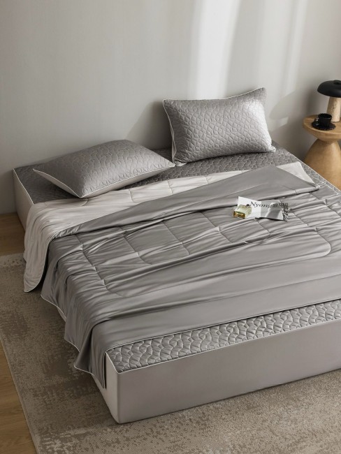 Одеяло Mency Tencel с наматрасником с наволочками ODMNAMT07 Одеяло Mency Tencel с наматрасником с наволочками ODMNAMT07