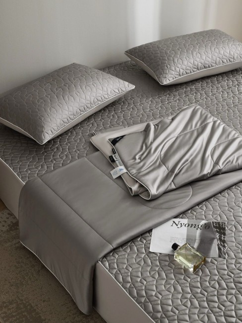 Одеяло Mency Tencel с наматрасником с наволочками ODMNAMT07 Одеяло Mency Tencel с наматрасником с наволочками ODMNAMT07