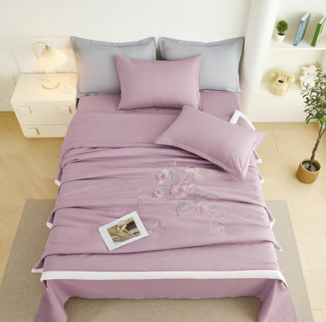 Одеяло с простыней и наволочками BELLA HOME BH-023 Одеяло с простыней и наволочками BELLA HOME BH-023