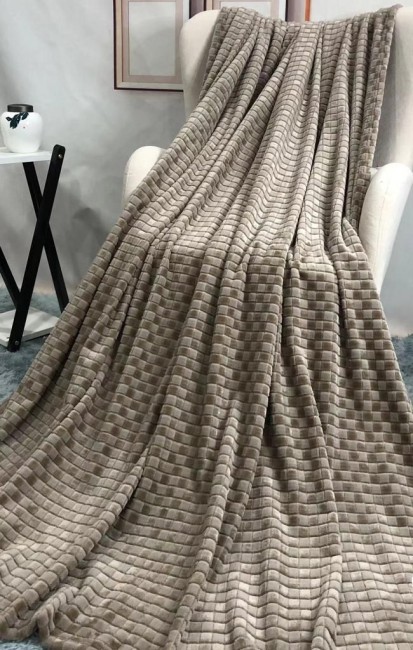 Плед плюшевый Кубик B074